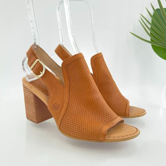 Born Women Sutra Sandal Women 9 Brown Perforated Heels Leather Open Toe - Picture 1 of 13